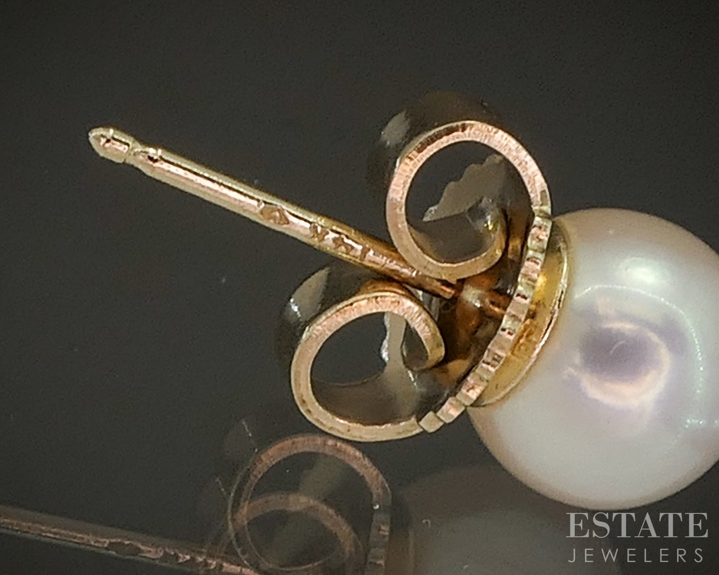 14k Yellow Gold 6mm Akoya Pearl Stud Ladies Earrings p21023