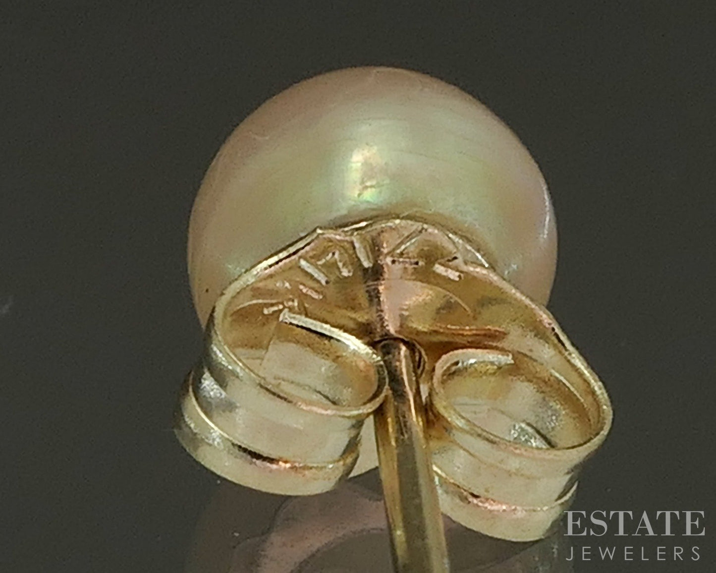 14k Yellow Gold 5.5mm Cultured Pearl Stud Ladies Earrings p22850