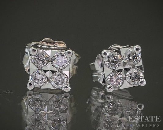 10k White Gold Round Natural .08ctw Diamond Cluster Stud Earrings 0.8g p24635b