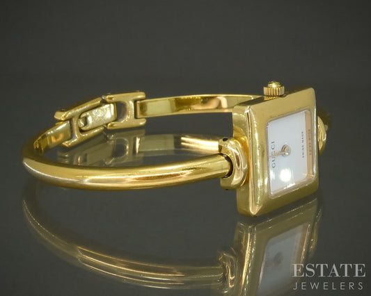 Gucci 1900L Gold Tone Bangle Bracelet Ladies Watch p27349