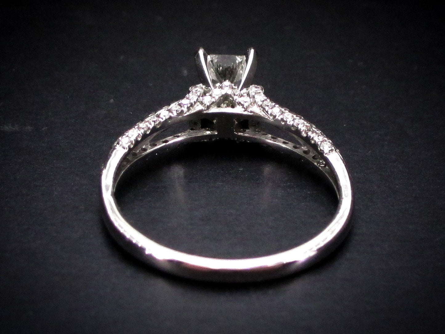 Estate 14k White Gold IGI 1.01ct Radiant Diamond Engagement Ring 3.7g i6879