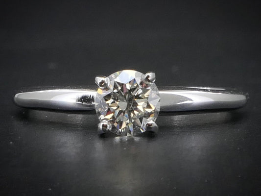 Estate 14k White Gold Round Cut Natural .44ct Diamond Solitaire Ring 1.9g i7232