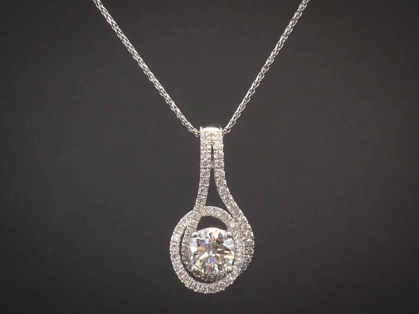 14k White Gold Round Cut Natural .78ctw Diamond Free Form Necklace 3.3g i7920