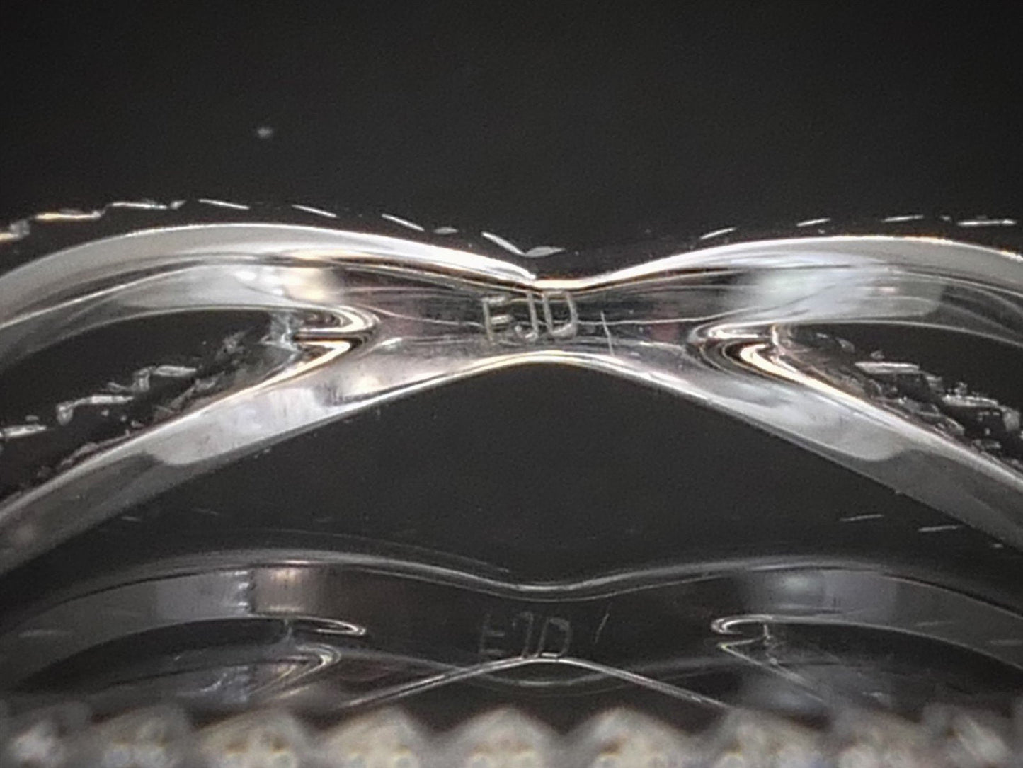 NEW 14k White Gold Natural .61ctw Diamond Crossover Eternity Band Ring 2g i8462