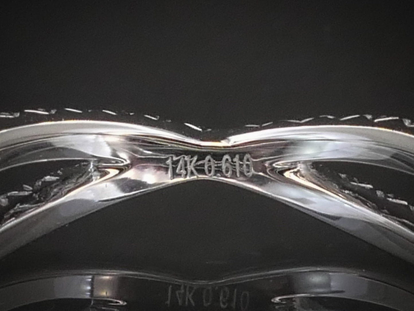 NEW 14k White Gold Natural .61ctw Diamond Crossover Eternity Band Ring 2g i8462