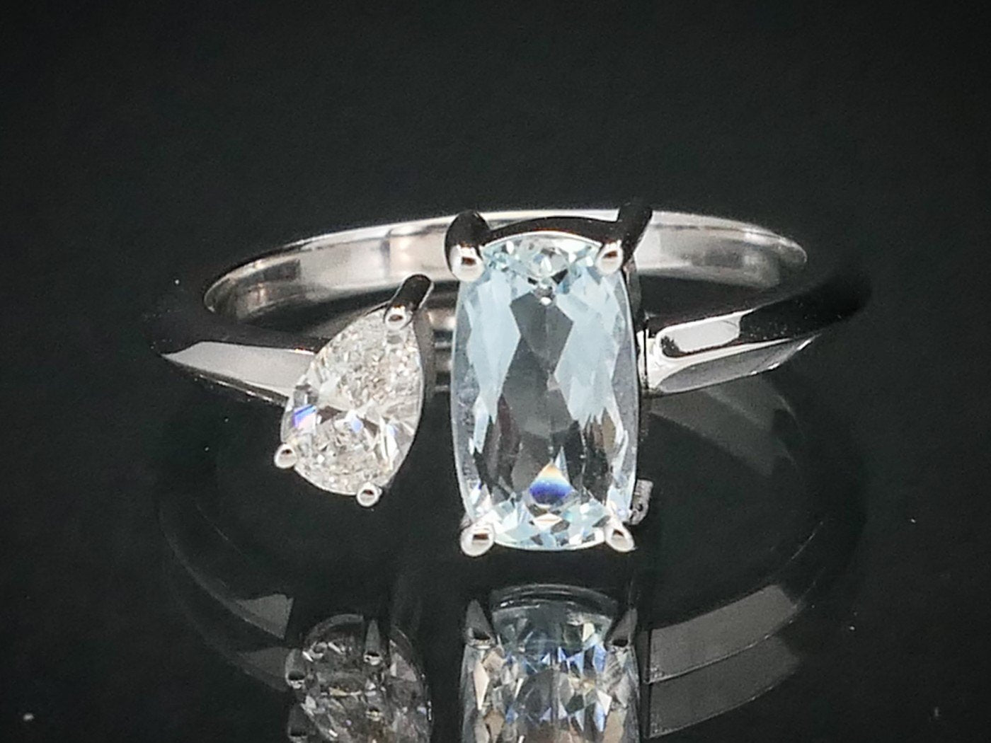 Custom 14k White Gold Natural .95ct Aquamarine & Diamond Ring 3.2g i11022