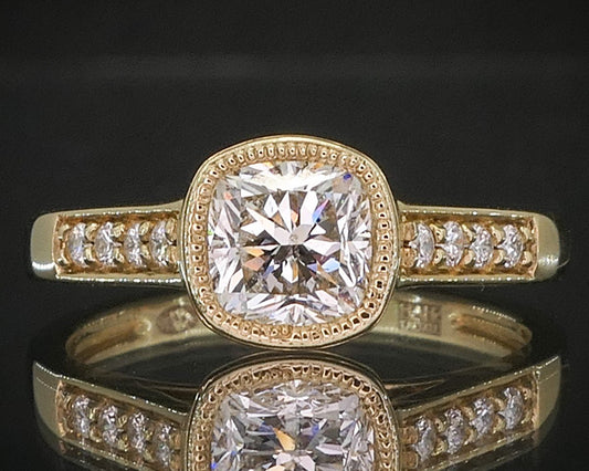 14k Yellow Gold Cushion Natural .99ct Diamond Engagement Ring 3.3g i14797
