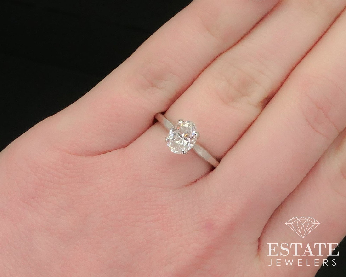 14k White Gold Oval Cut Natural 1.07ct Diamond Solitaire Ring 2.8g i7409