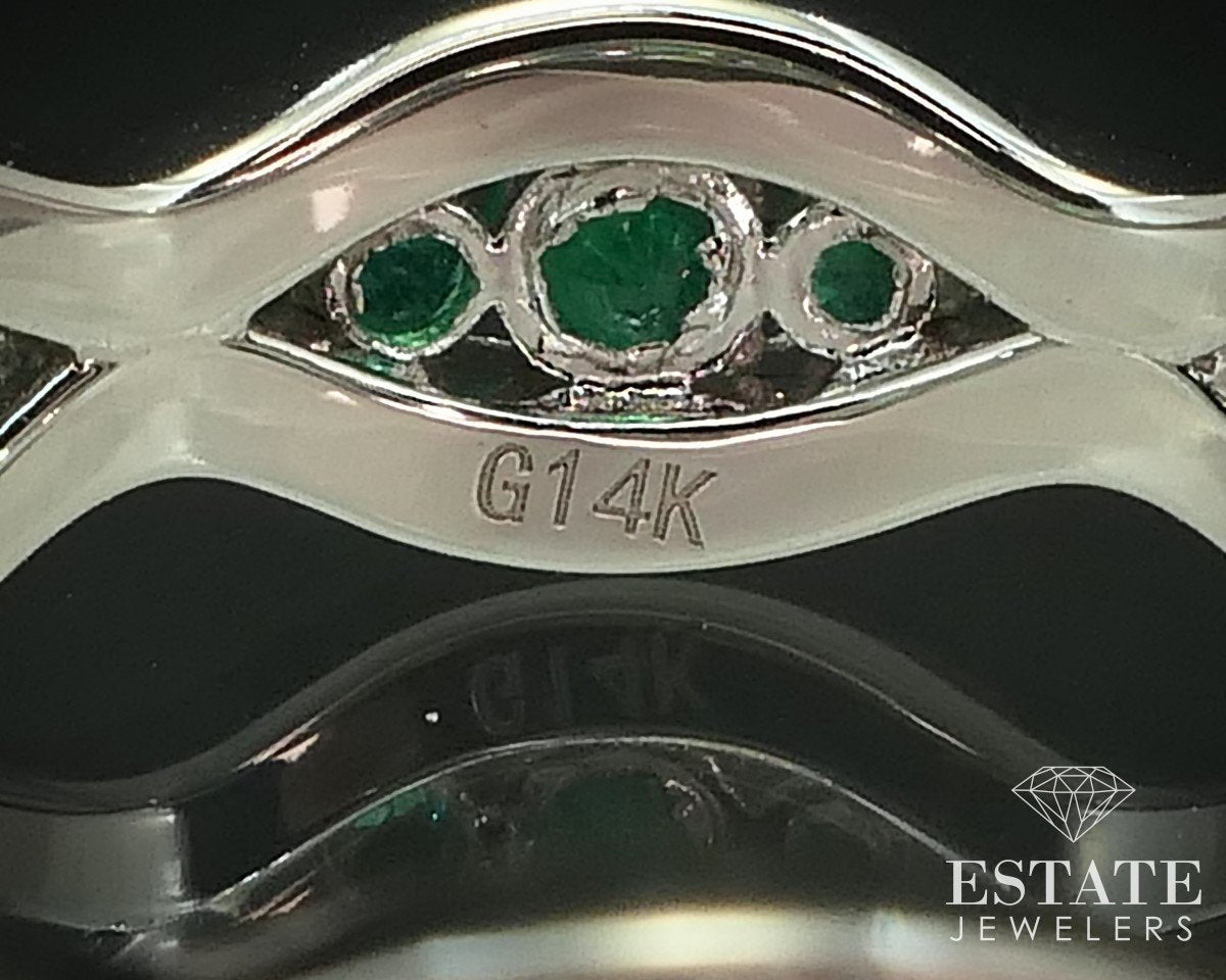 14k White Gold Natural .80ctw Emerald & Diamond Ladies Band Ring 3.8g i15509