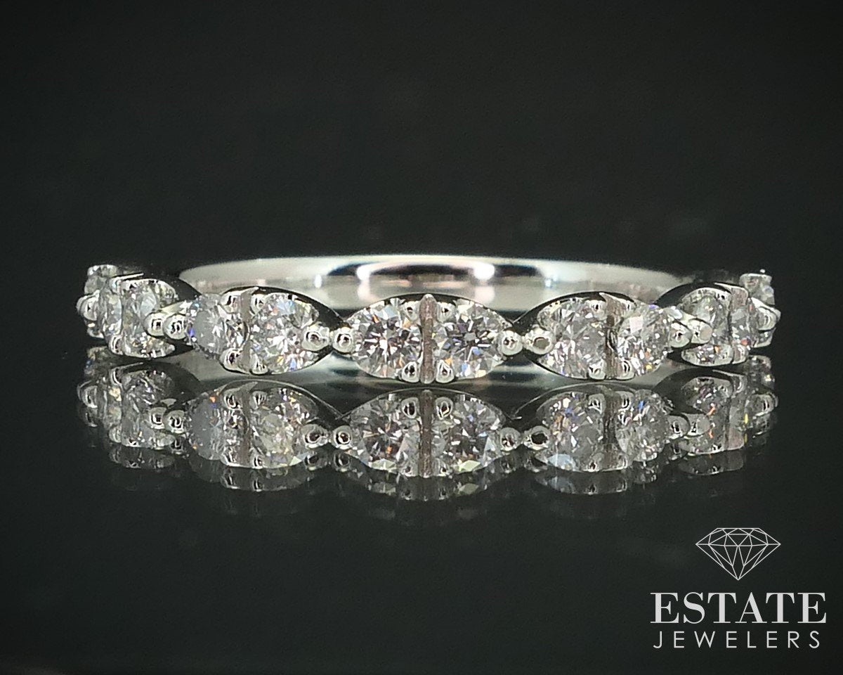 14k White Gold Natural .47ctw Diamond Ladies Wedding Band Ring 2.0g i15504