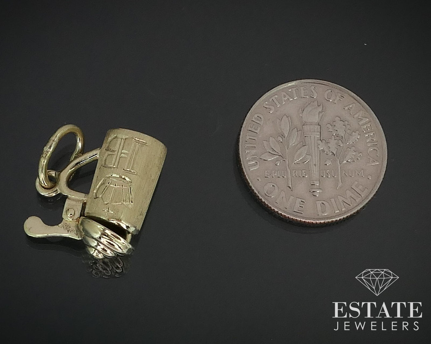 Vintage 14k Yellow Gold Dimensional Movable Beer Stein Charm 1.8g i15722