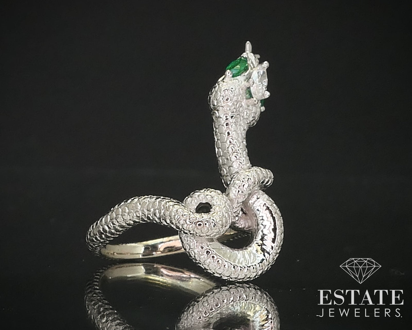 18k White Gold Natural Diamond & Emerald Snake Coiled Ladies Ring 13.6g i15996