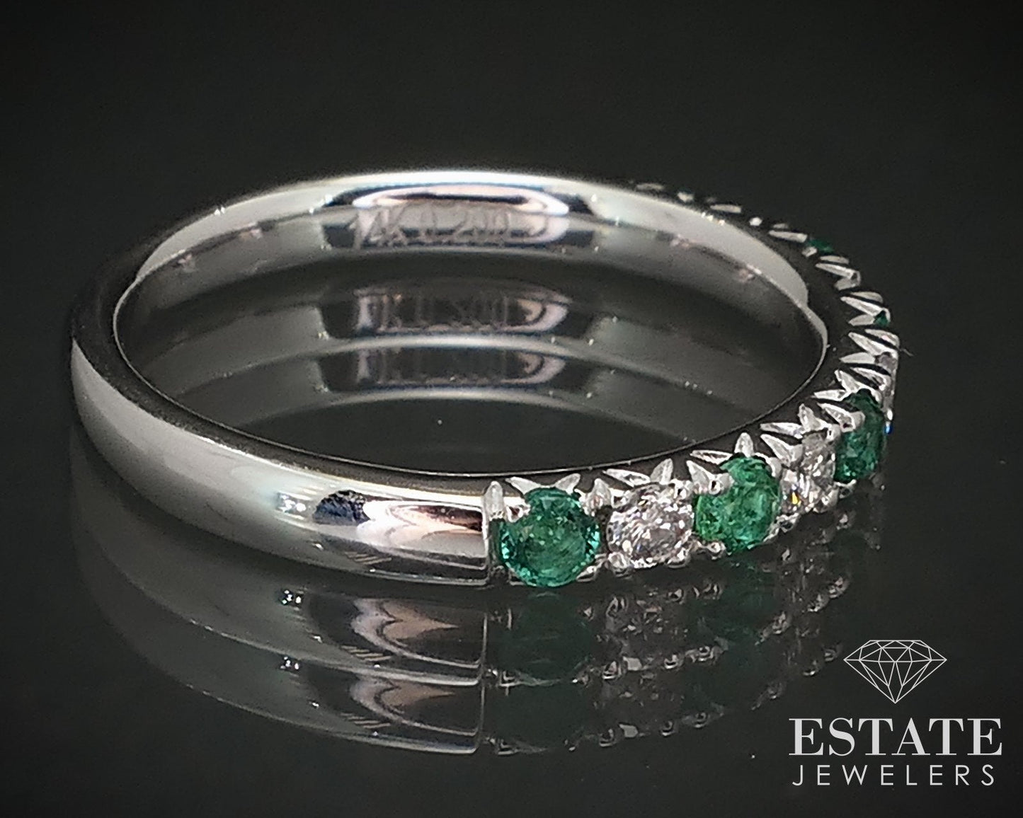 14k White Gold Natural Emerald & Diamond Ladies Band Ring 2.4g i16827