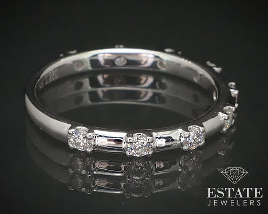 14k White Gold Round Natural .28ctw Diamond Ladies Wedding Band 1.9g i16831