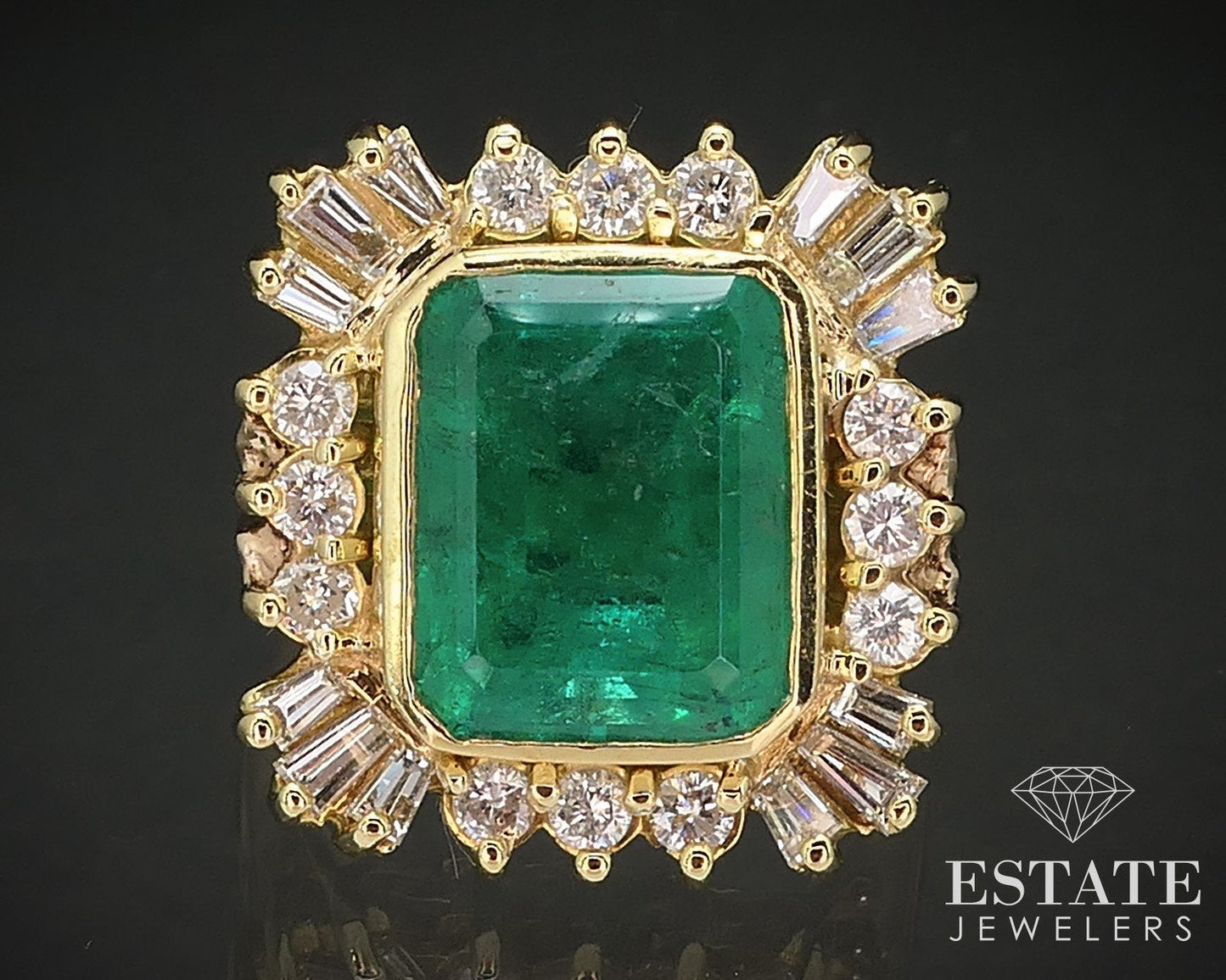 Vivid 14k Yellow Gold Natural Emerald & Diamond Cocktail Halo Ring 12.6g i17112