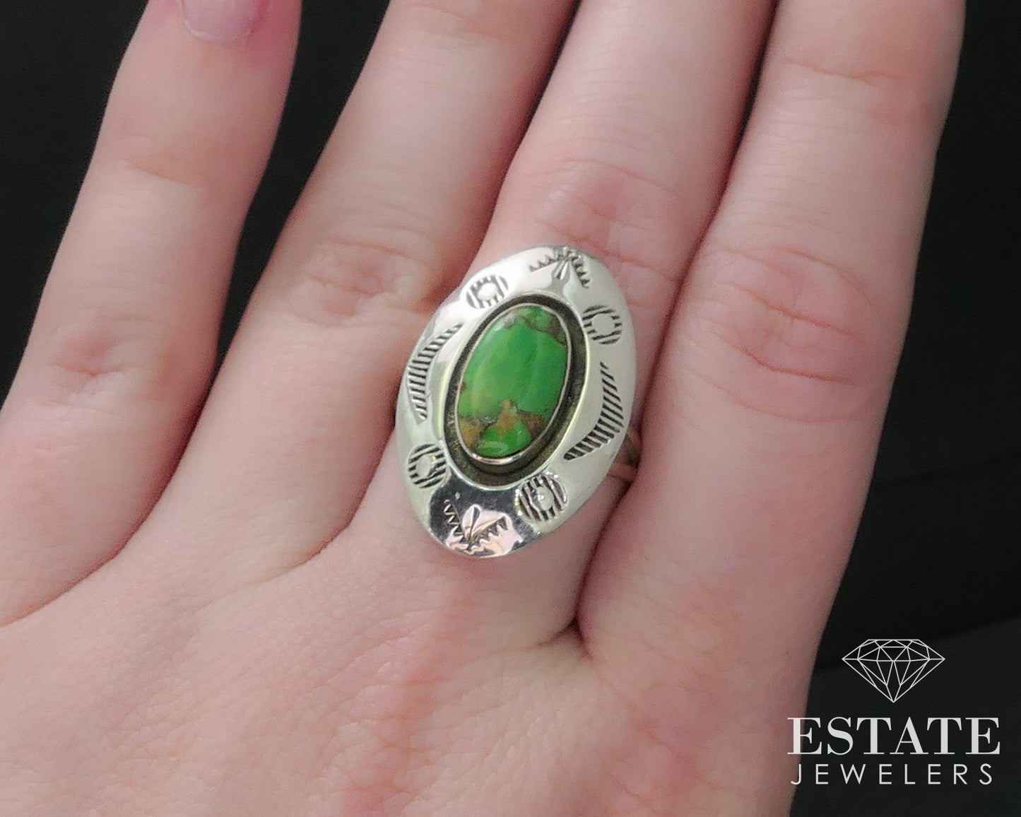 Vintage Sterling Natural Green Turquoise Southwestern Shield Ring 5.4g i17345