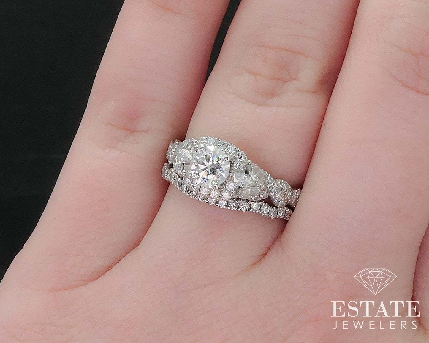18k White Gold Natural 1.32ctw Diamond Monique Lhuillier Wedding Set 6.1g i17484