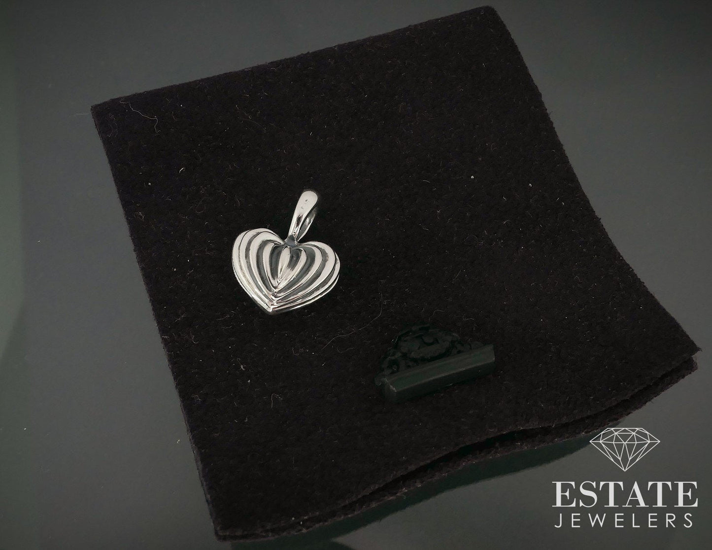 Sterling Silver Lagos Caviar Fluted Puffy Heart Ladies Pendant 9.3g i17790