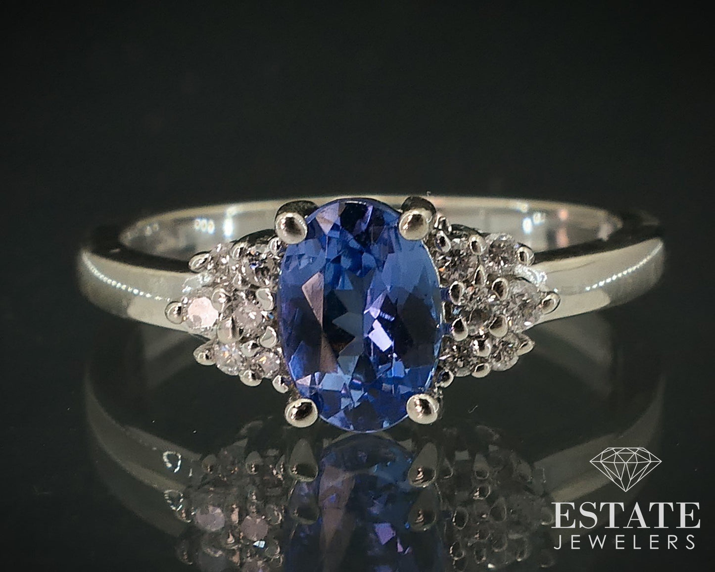 14k White Gold Oval Natural Tanzanite & Diamond Ladies Ring 2.8g i17950b