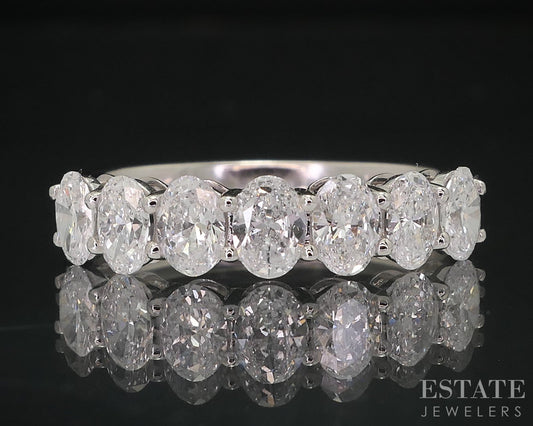 14k White Gold Oval Lab Created 1.08ctw Diamond Ladies Wedding Band 2.4g i16037