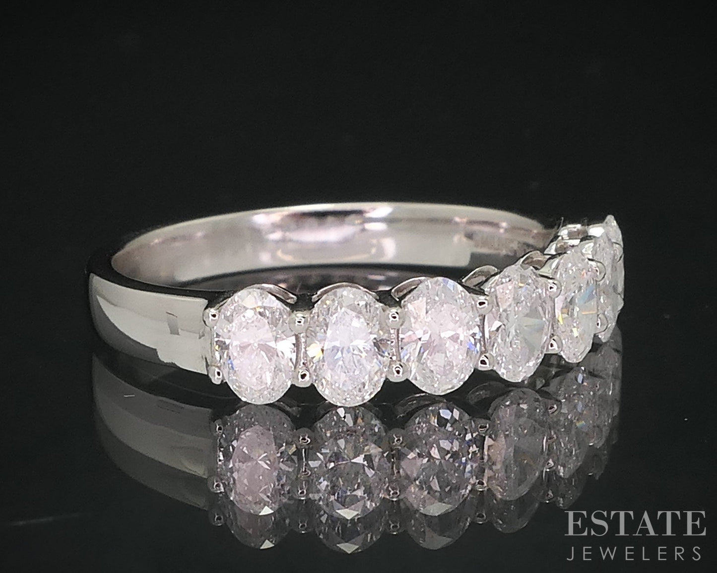 14k White Gold Oval Lab Created 1.08ctw Diamond Ladies Wedding Band 2.4g p65215