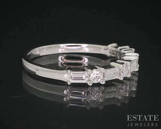 14k White Gold Lab Created .50ctw Diamond Ladies Wedding Band 2.1g i16043