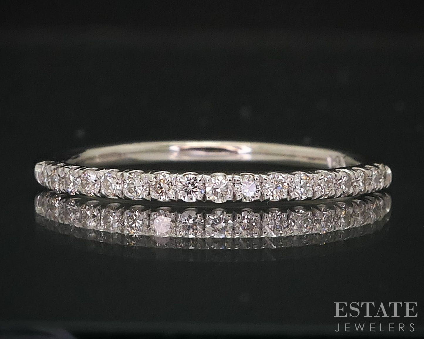 14k White Gold Natural .20ctw Diamond Ladies Wedding Band 1.4g i18135