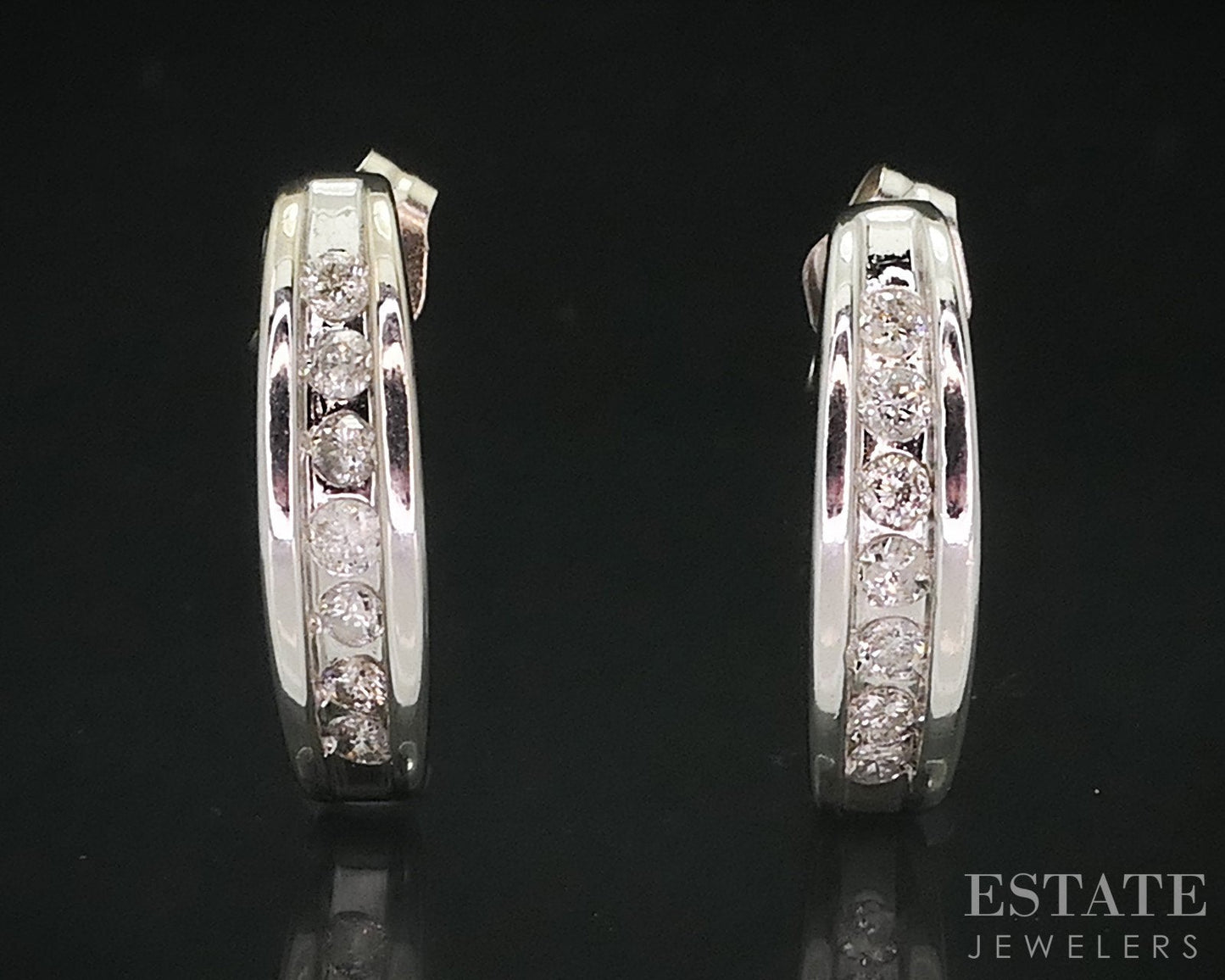 14k White Gold Round Natural .20ctw Diamond J Hoop Earrings 2.3g i18227b