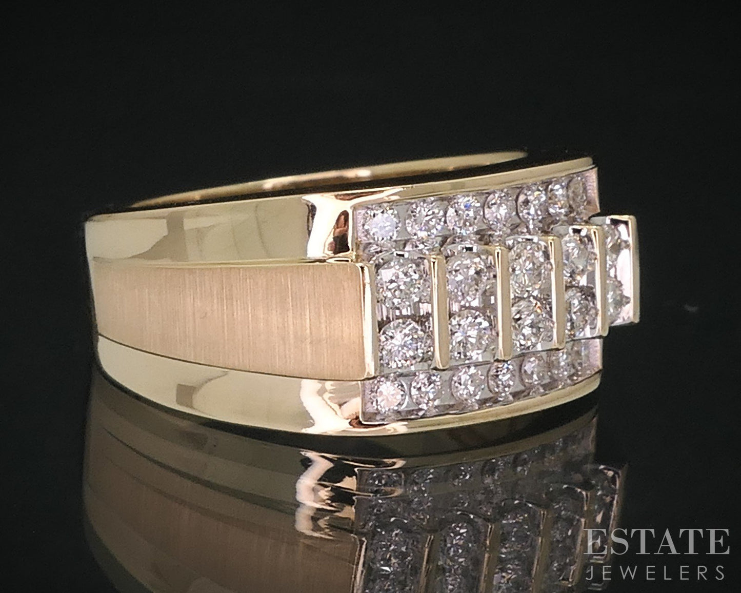 Vintage 10k Yellow Gold Natural .58ctw Diamond Mens Band Ring 7.6g i18298