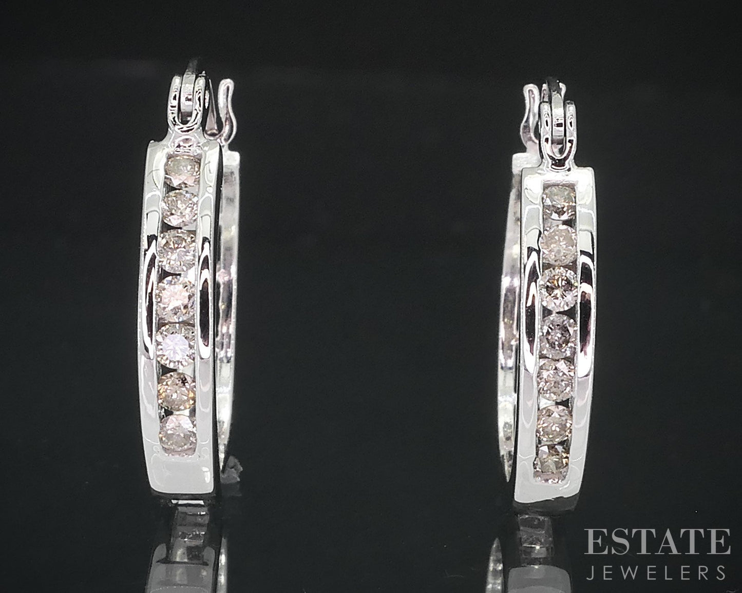 10k White Gold Round Natural .33ctw Diamond Hoop Earrings 4.2g i18332b
