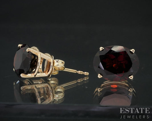 14k Yellow Gold Oval Natural Garnet Stud Earrings 1.8g i18323b