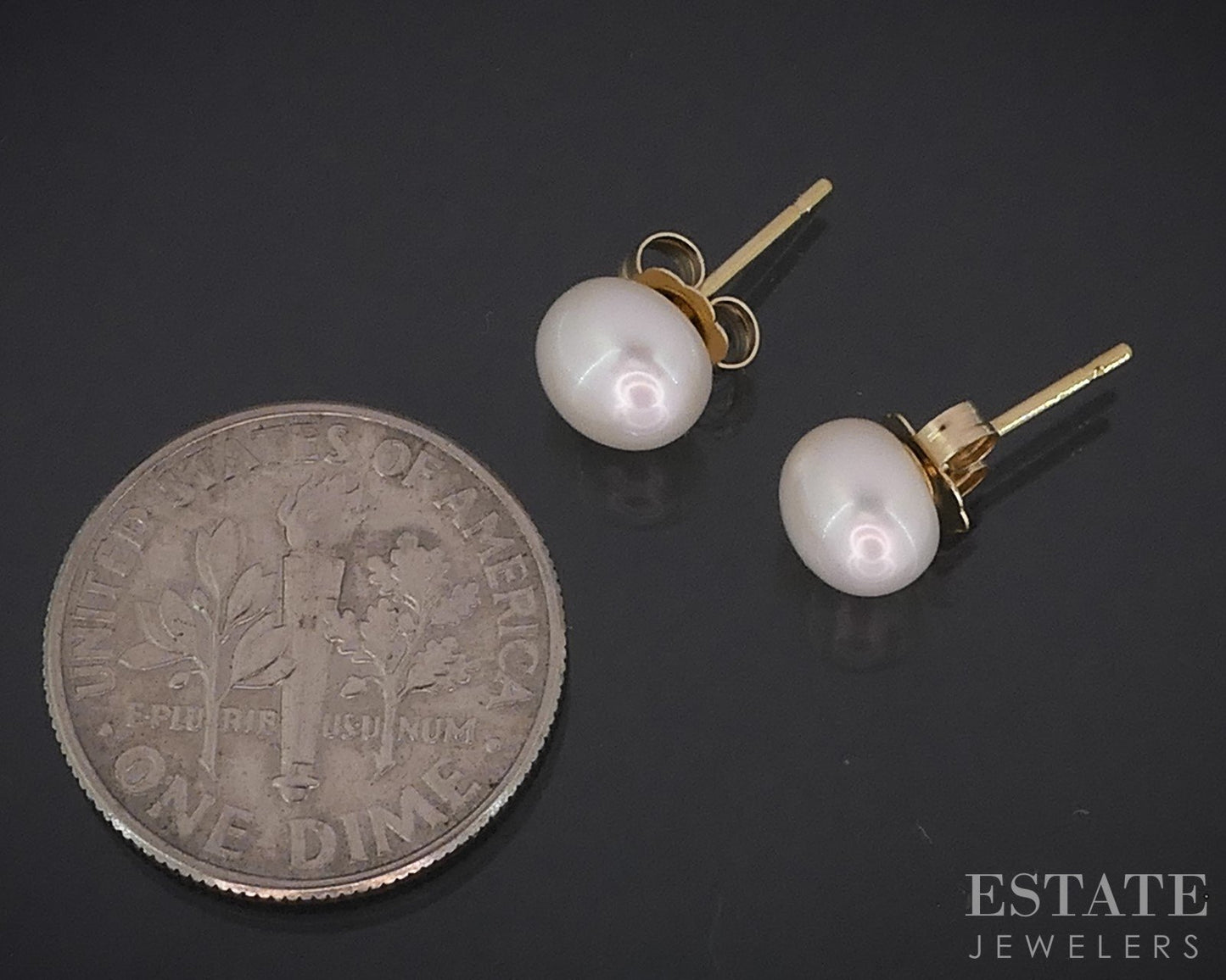 14k Yellow Gold 6.1mm Cultured Pearl Stud Ladies Earrings i18355b