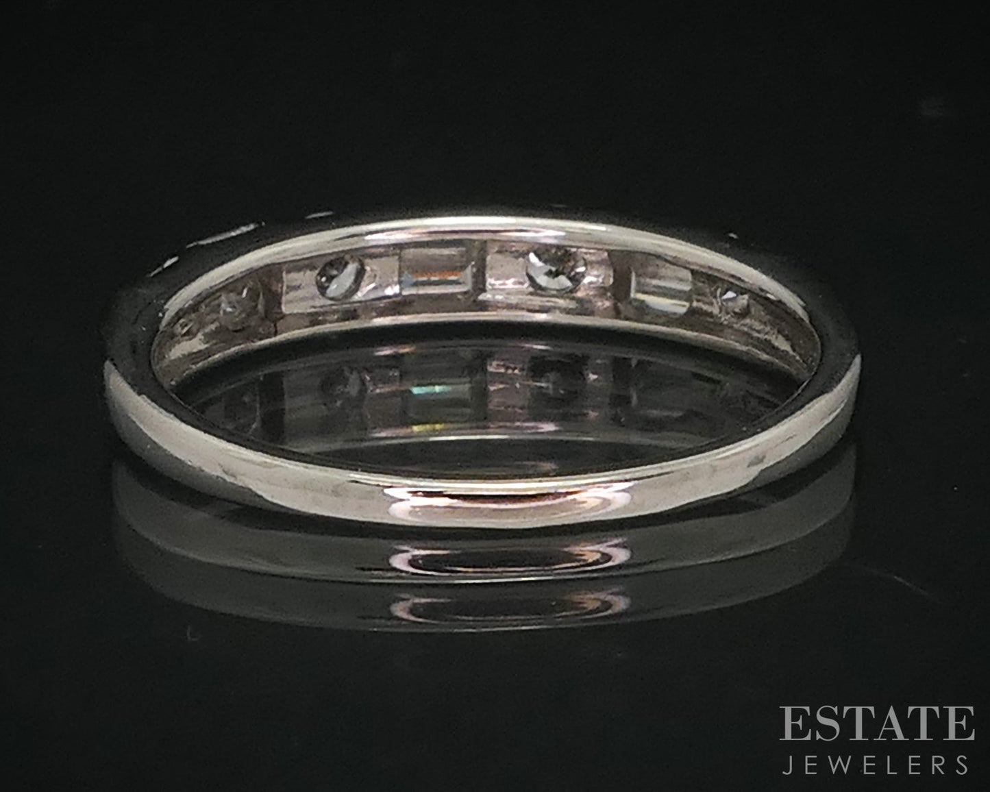 14k White Gold Natural .33ctw Diamond Ladies Wedding Band 2.1g i18414