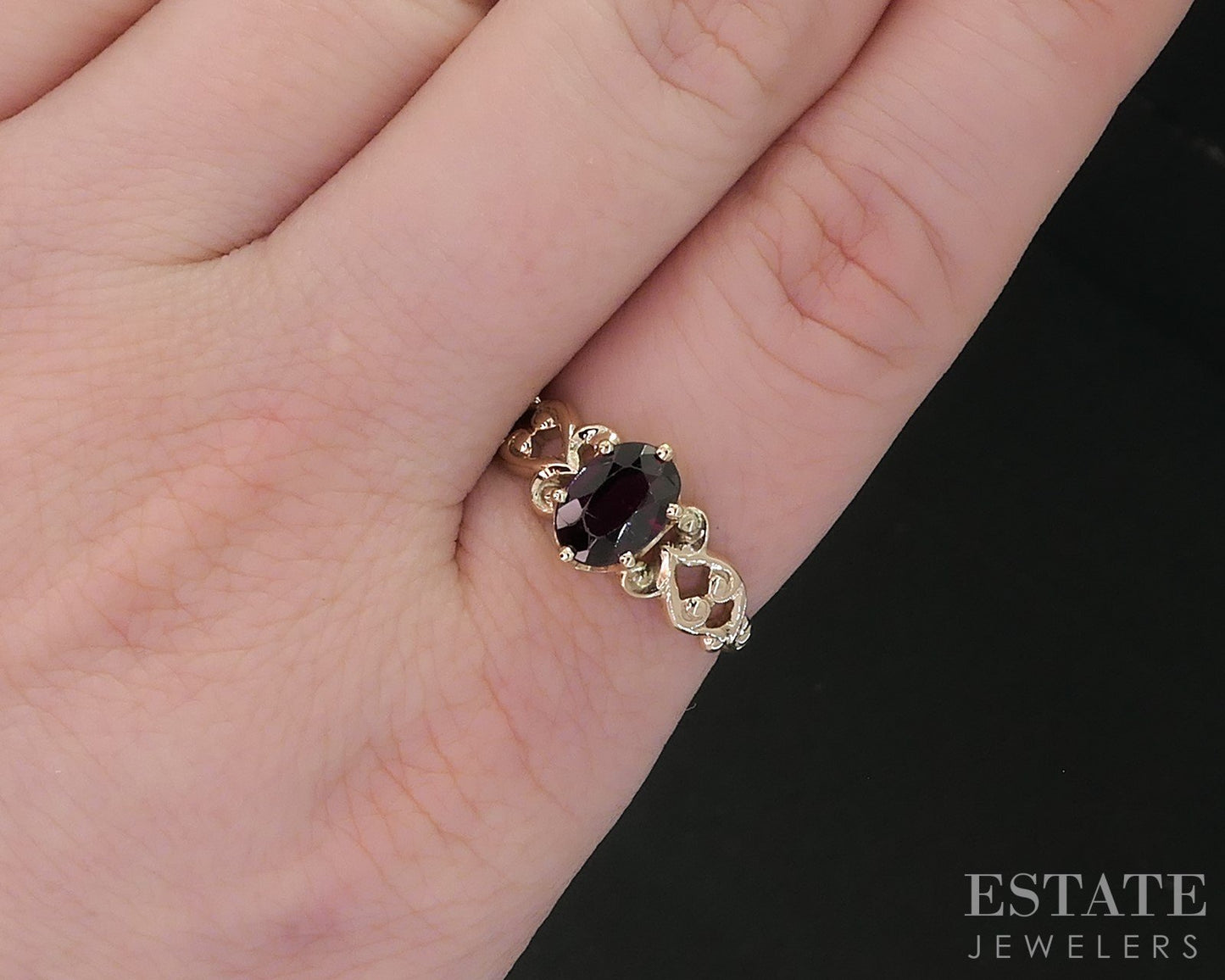 Vintage 10k Yellow Gold Natural Garnet Solitaire Ladies Ring 2.6g i18419b