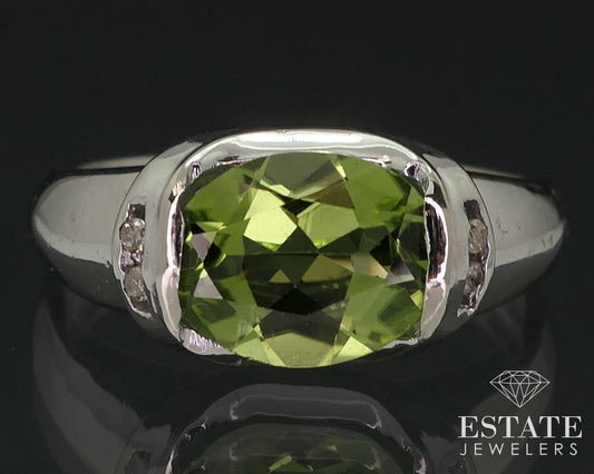 10k White Gold Oval Natural Peridot & Diamond Ladies Band Ring 2.3g i18499b