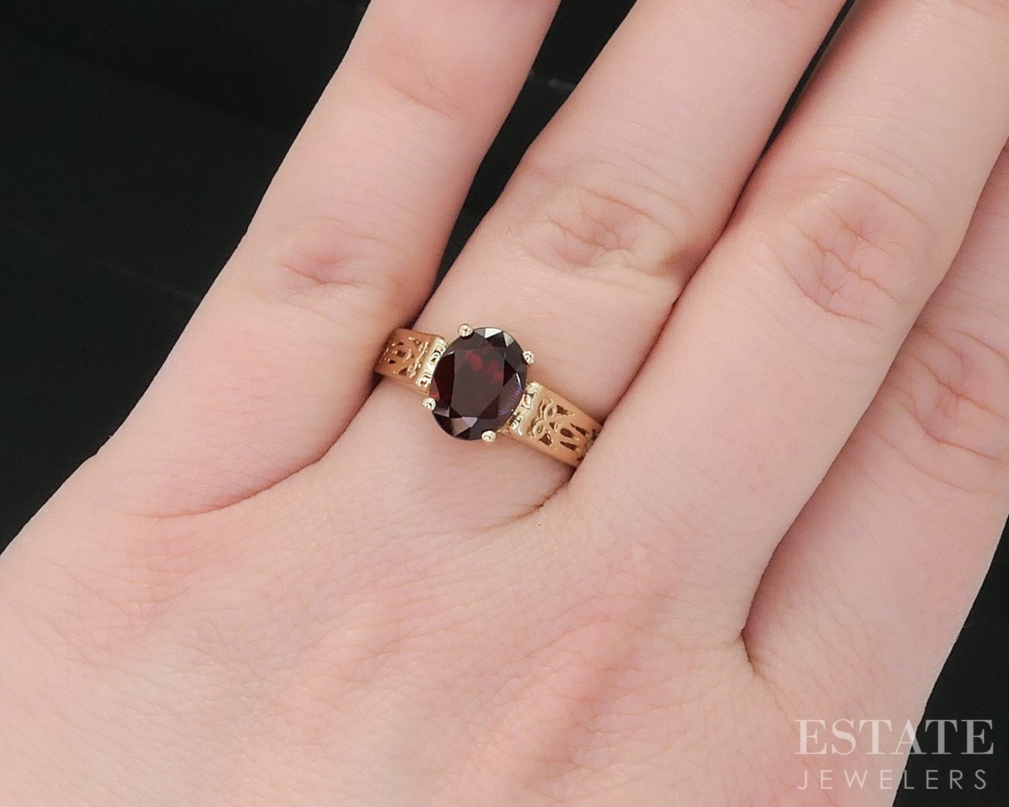 14k Yellow Gold Oval Natural Garnet Solitaire Ladies Ring 3.0g i18517b