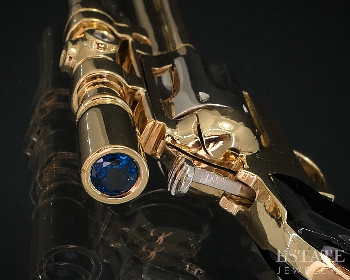 18k Two Tone Gold Dimensional Revolver Pistol Movable Charm Pendant 43.6g i18540