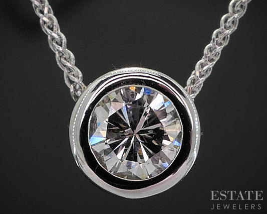 14k White Gold Round Natural .31ct Diamond Bezel Solitaire Necklace 2.5g i18581