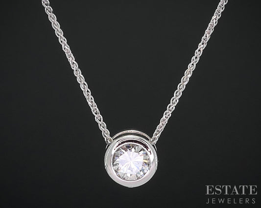 14k White Gold Round Natural .31ct Diamond Bezel Solitaire Necklace 2.5g i18581
