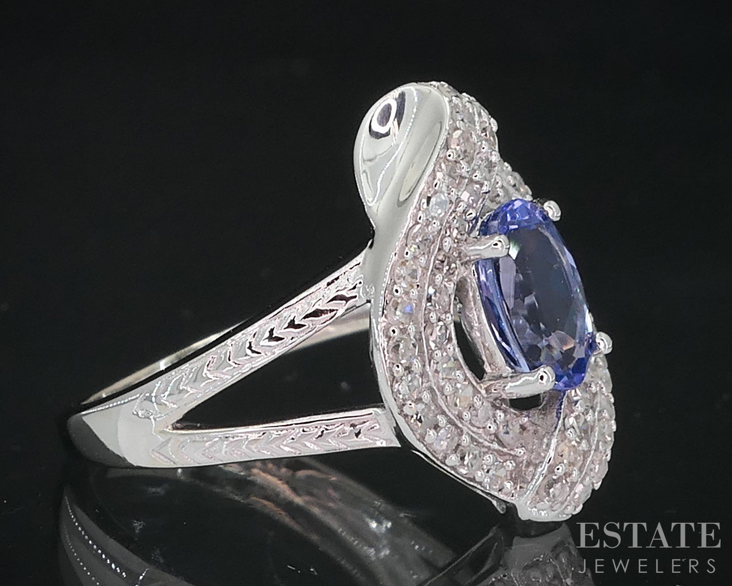 14k White Gold Oval Natural Tanzanite & Diamond Halo Ladies Ring 3.2g p78897