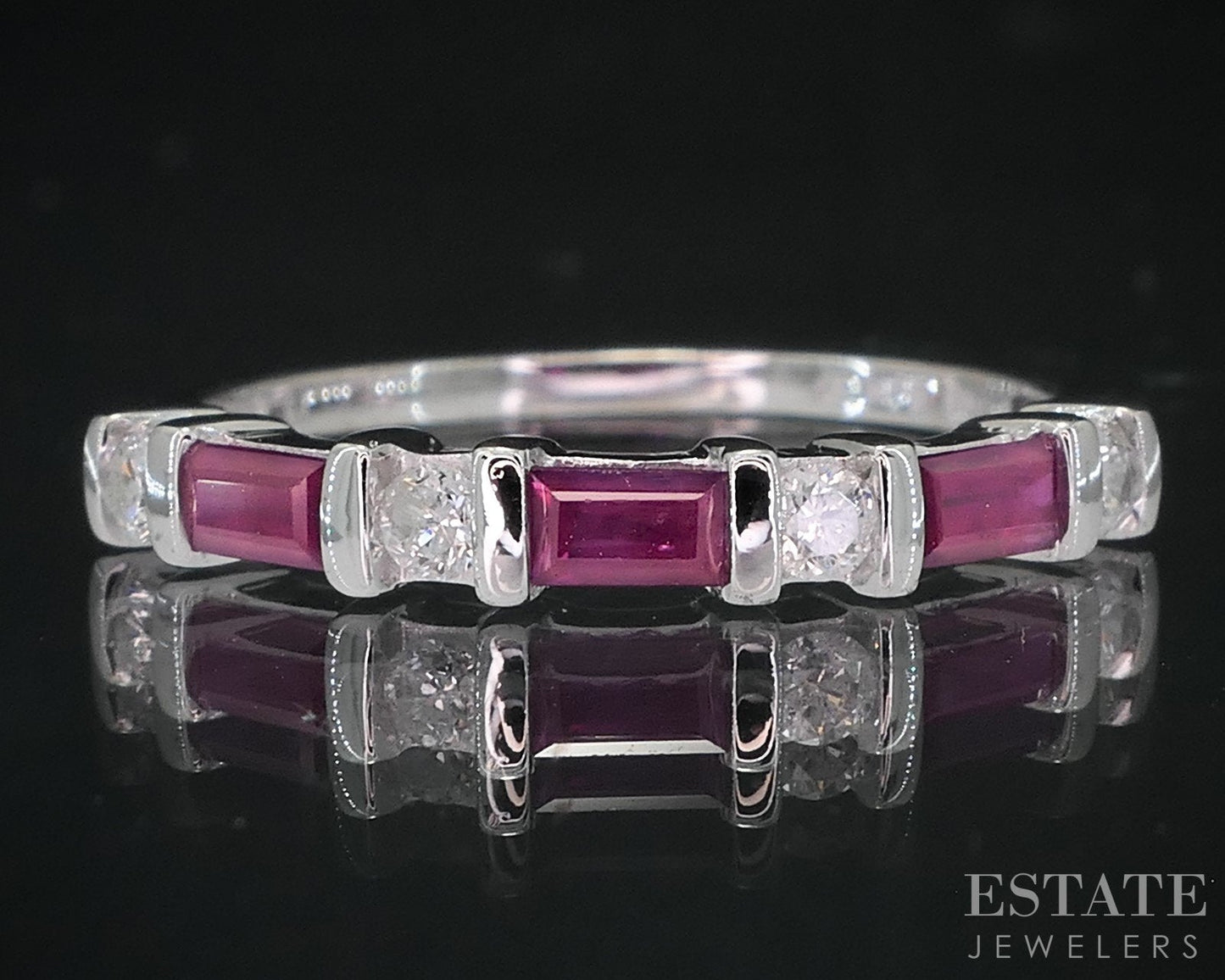 14k White Gold Natural Ruby & Diamond Ladies Band Ring 1.8g i18835