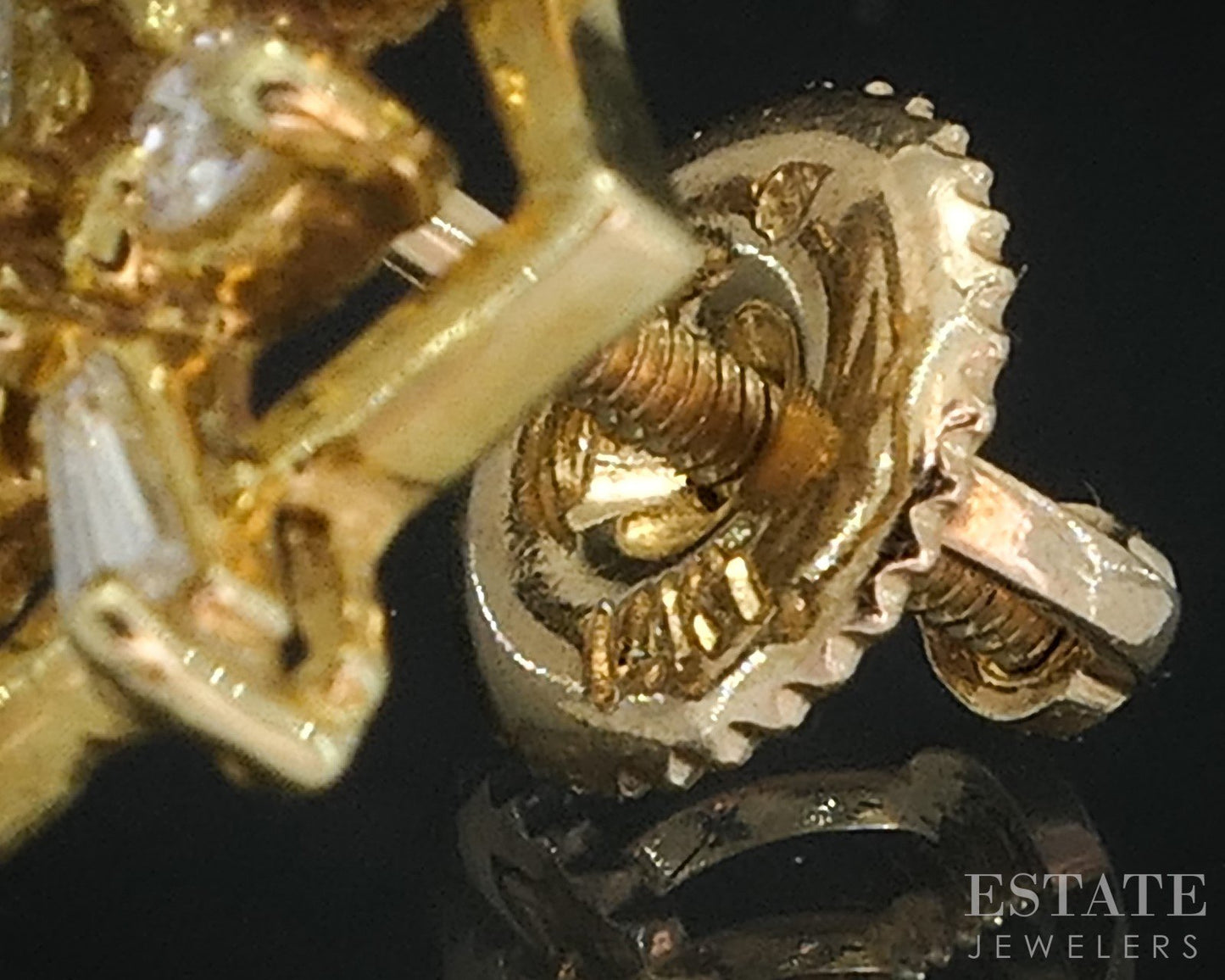 Vintage 14k Yellow Gold Natural .32ctw Diamond Screw Back Earrings 2.9g i18966