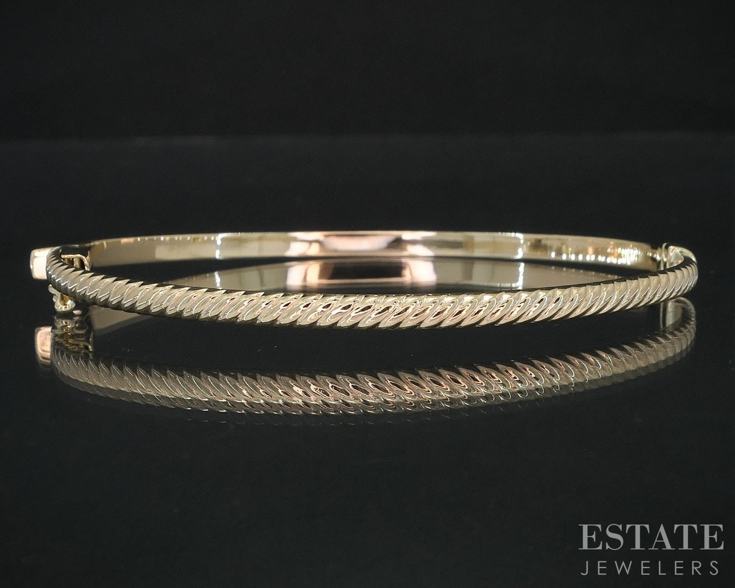10k Yellow Gold Twisted Hinged Ladies Bangle Bracelet 2.9g i18775