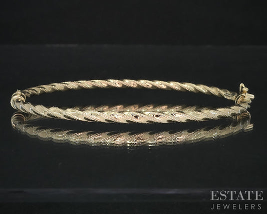 10k Yellow Gold Twisted Hinged Ladies Bangle Bracelet 4.1g i18792