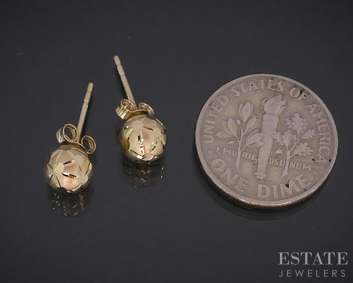 14k Yellow Gold 6mm Diamond Cut Ball Stud Ladies Earrings 0.6g p78606