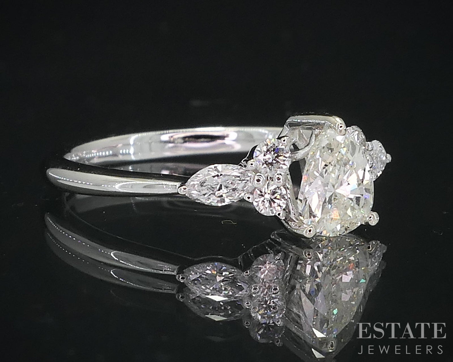 18k White Gold Pear Natural .81ctw Diamond Engagement Ring 2.3g i18993