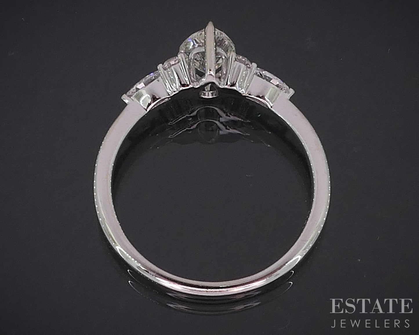 18k White Gold Pear Natural .81ctw Diamond Engagement Ring 2.3g i18993