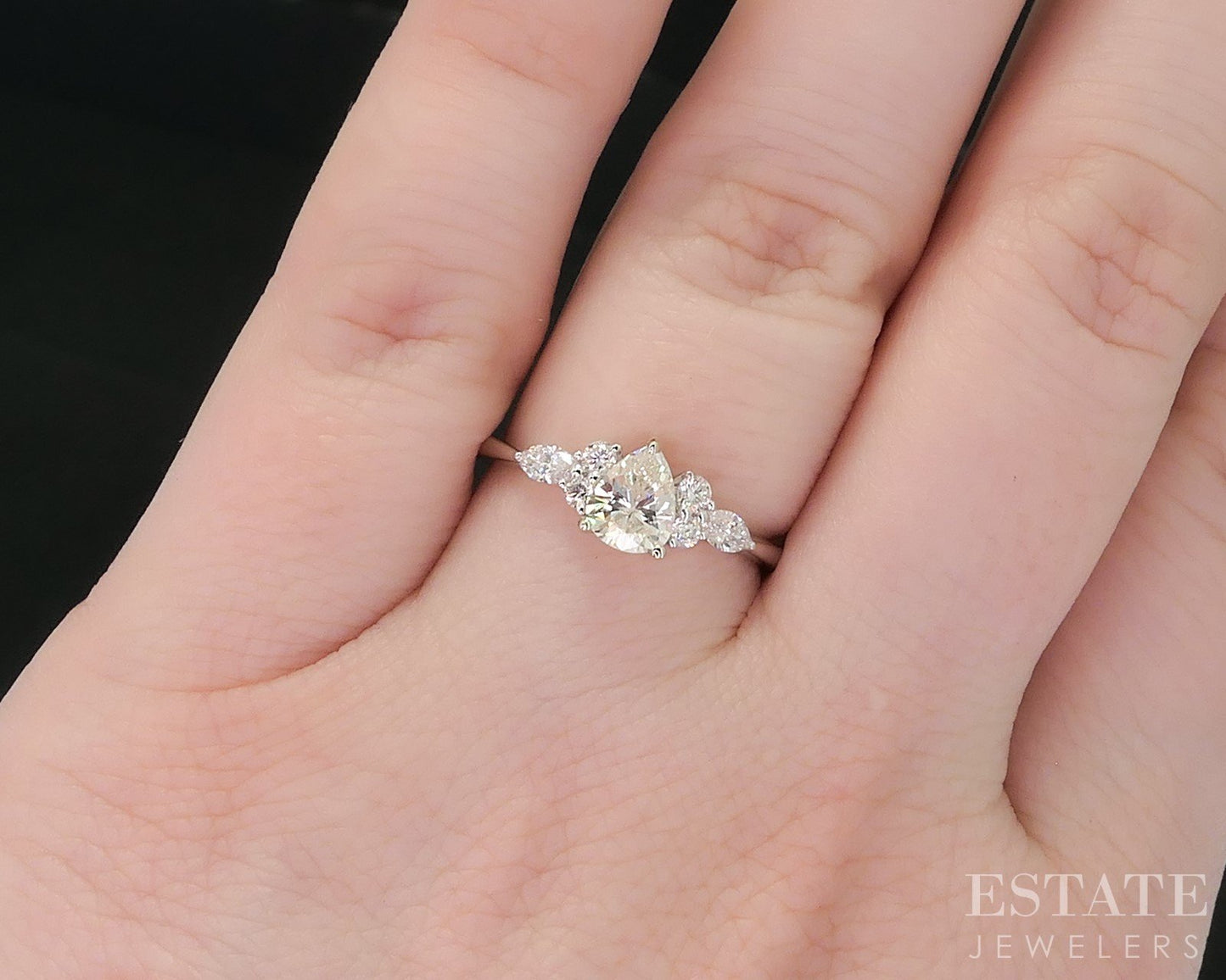 18k White Gold Pear Natural .81ctw Diamond Engagement Ring 2.3g i18993