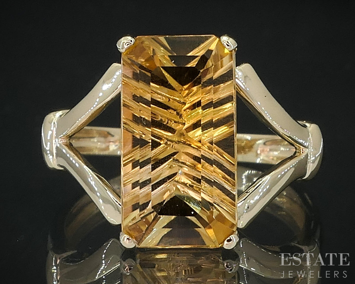 10k Yellow Gold Emerald Natural Citrine Solitaire Ladies Ring 3.2g i19043b