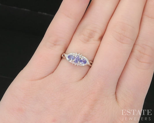 10k White Gold Natural Tanzanite & Diamond Ladies Band Ring 1.8g i19044b